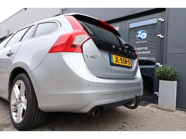 Volvo V60 2.0 T3 Nordic+ 2016 Benzine 7