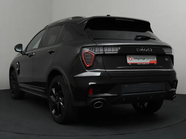 Lynk & Co 01 1.5 2023 Hybride Benzine 38