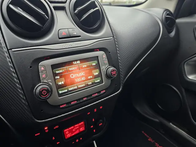 Alfa Romeo MiTo 1.3 JTDm ECO Esclusivo 2014 Diesel 10
