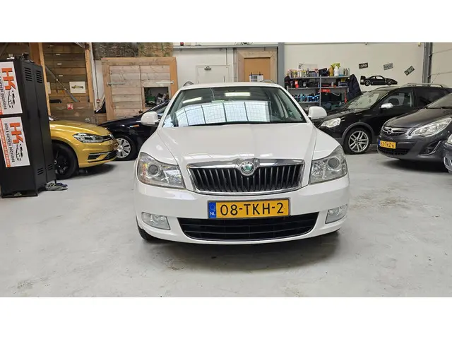 Škoda Octavia Combi 1.2 TSI Ambition 2012 Benzine 2