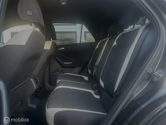 Volkswagen T-Roc 1.5 TSI Sport Business R 2019 Benzine 15