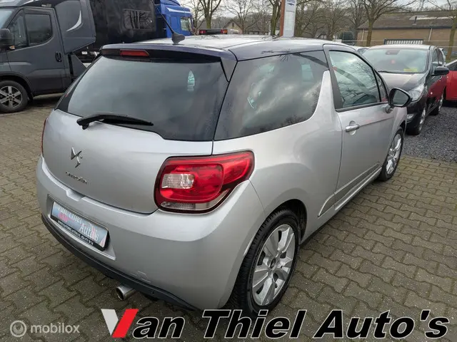 Citroën DS3 1.2 VTi So Chic 2014 Benzine 12
