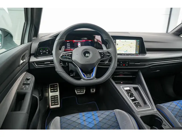 Volkswagen Golf 2.0 TSI R 4Motion 2022 Benzine 4