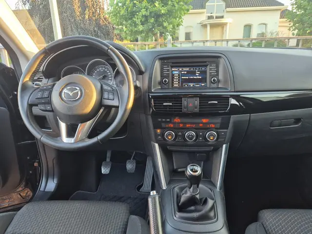Mazda CX-5 2.0 Skylease 2WD lage km stand 2015 Benzine 11