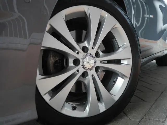 Mercedes-Benz B-Klasse 180 Ambition 2015 Benzine 33