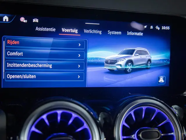 Mercedes-Benz EQB 250+ AMG Line 2024 Elektrisch 36