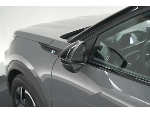 Peugeot e-2008 EV GT 50 kWh 2025 Elektrisch 19
