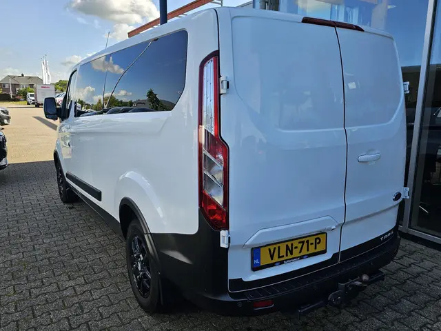 Ford Transit Custom 3