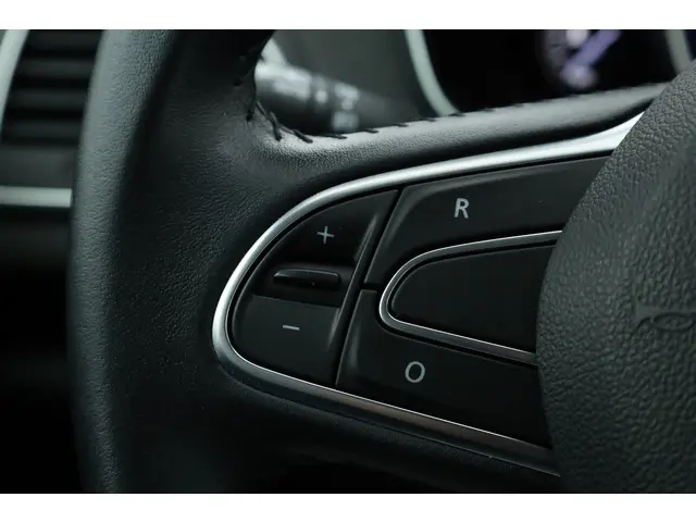 Renault Mégane Estate 1.3 TCe Limited 2020 Benzine 8