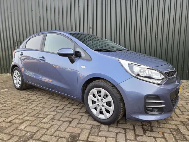 Kia Rio 1.2 CVVT DynamicLine NAVI 2016 Benzine 8