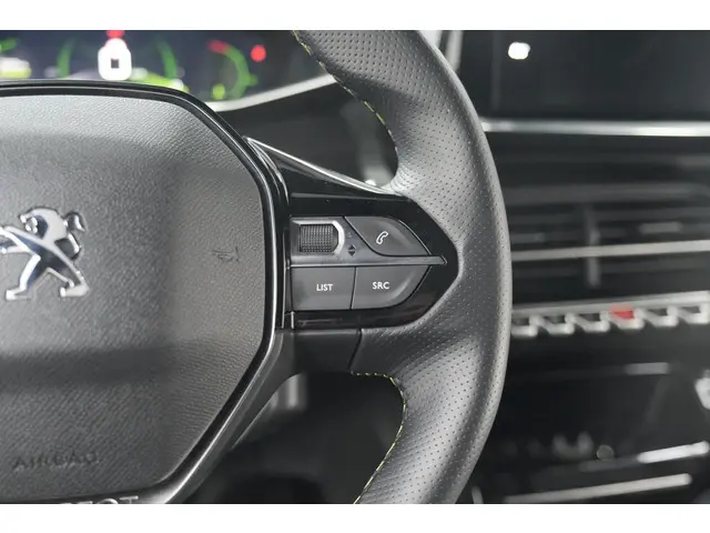 Peugeot 208 PureTech 100 GT 2023 Benzine 34