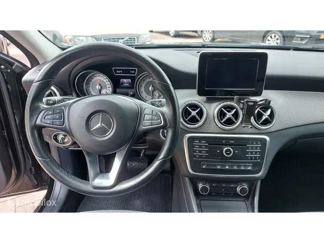 Mercedes-Benz GLA 180 Ambition 2017 Benzine 11