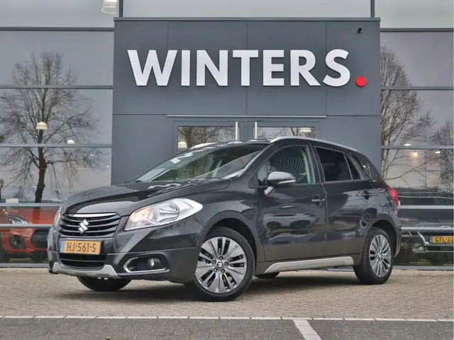 Suzuki S-Cross