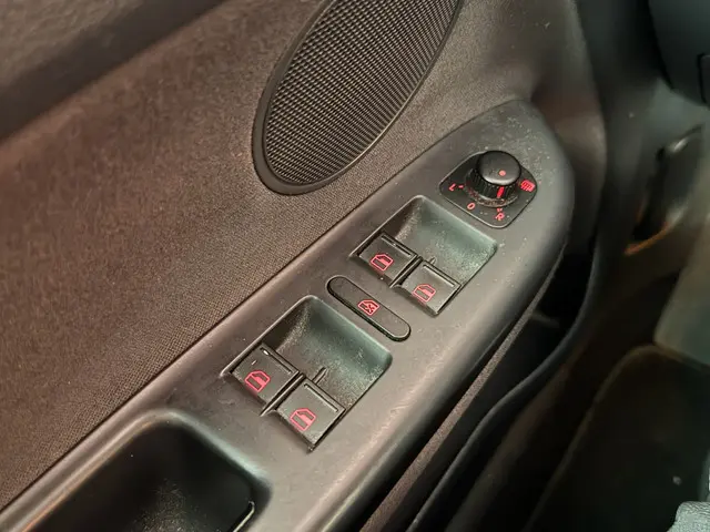 Volkswagen Golf Plus 1.4 TSI Comfortline 2013 Benzine 27