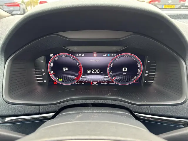 Škoda Karoq 1.5 TSI ACT Sportline Business 2026 Benzine 12