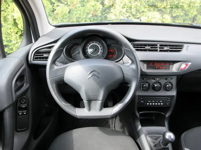 Citroën C3 1.0 PureTech Attraction *Airco* 2015 Benzine 3
