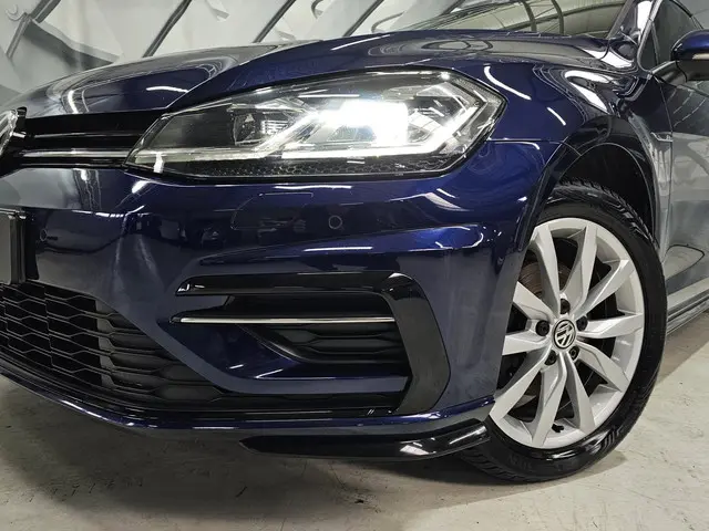 Volkswagen Golf 1.4 TSI Highline R Line 2017 Benzine 33