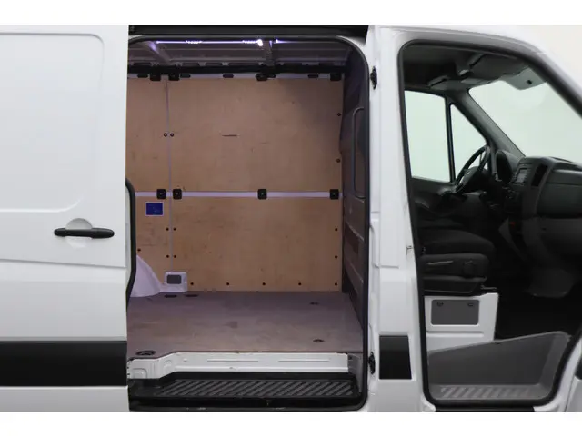 Mercedes-Benz Sprinter 214 2.2 CDI L1H1 2017 Diesel 14