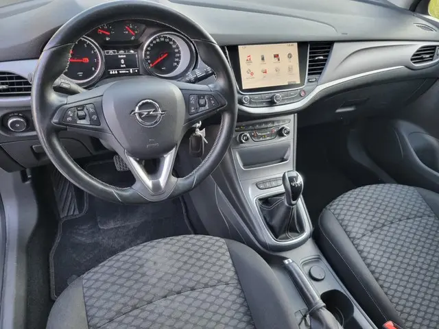 Opel Astra Sports Tourer 1.0 Online Edition 2017 Benzine 13