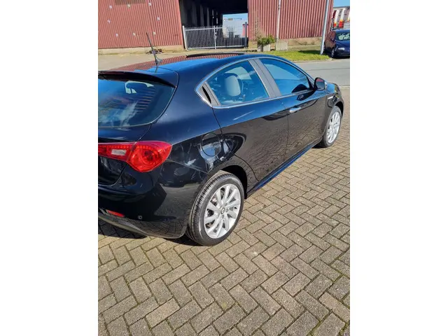 Alfa Romeo Giulietta 3