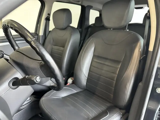 Dacia Duster 1.2 TCe 4x2 Blackshadow 2017 Benzine 7