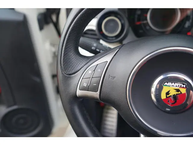 Abarth 500C 1.4 T-Jet Estetico 2012 Benzine 22