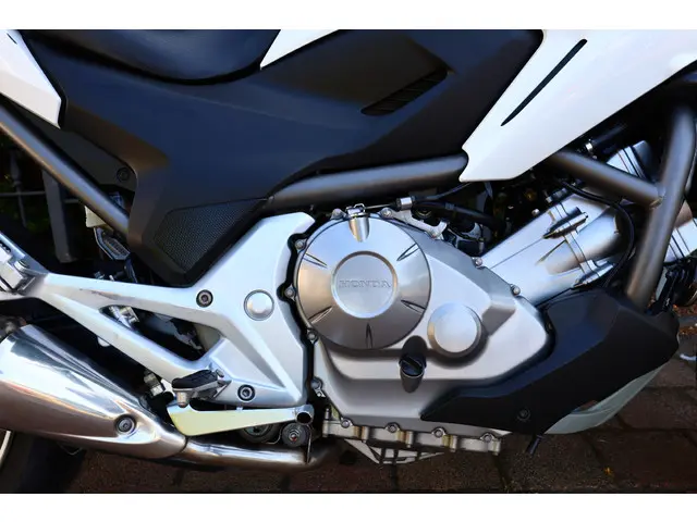 Honda NC 700 NC700XA | NC X ABS 35kw A2 2013 Benzine 17