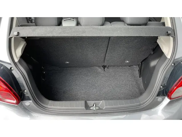 Mitsubishi Space Star 1.0 Cool+ 2019 Benzine 9