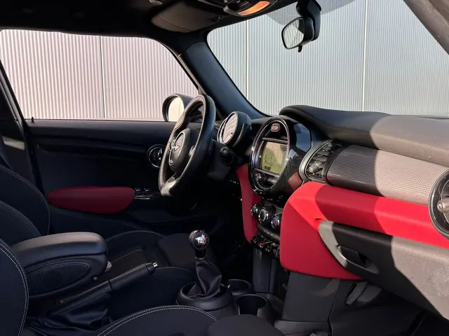 MINI Cooper Mini 1.5 Business (Verkocht) 2017 Benzine 12