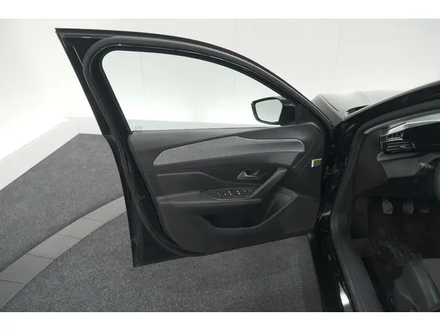 Peugeot 308 PureTech 130 Allure 2022 Benzine 63