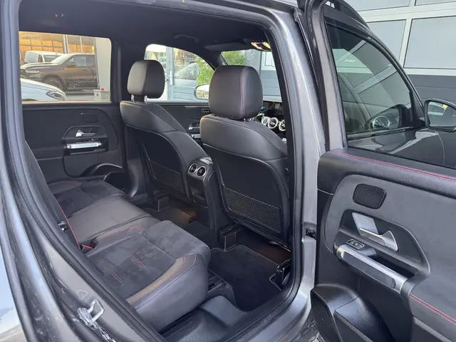 Mercedes-Benz GLB 250 4MATIC Premium Plus 2020 Benzine 16