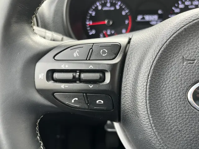 Kia Picanto 1.0 CVVT Design Edition 2018 Benzine 33