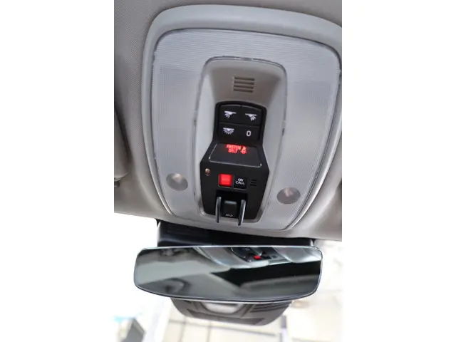 Volvo V60 2.0 T3 Nordic+ 2016 Benzine 29