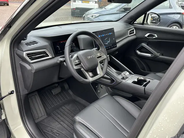 BYD ATTO 2 Boost 45 kWh 2024 Elektrisch 17