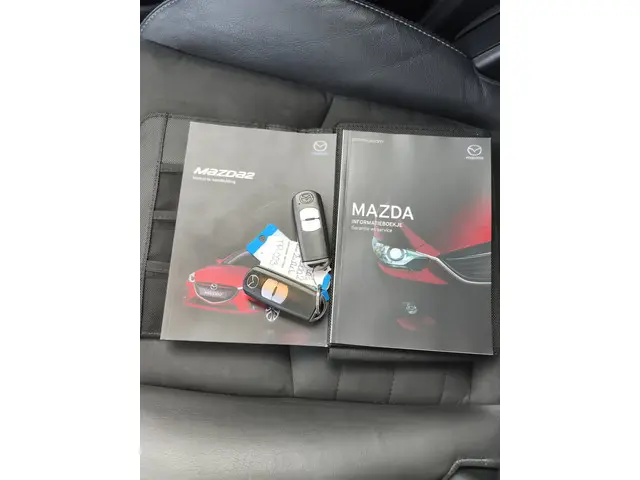 Mazda 2 SkyActiv-G 90 GT-Luxury 2018 Benzine 24