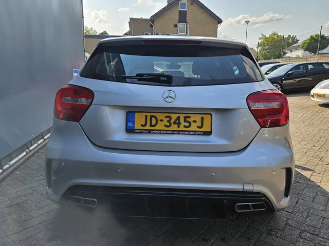 Mercedes-Benz A-Klasse 180 2013 Benzine 14