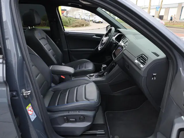 Volkswagen Tiguan R 2022 Benzine 47