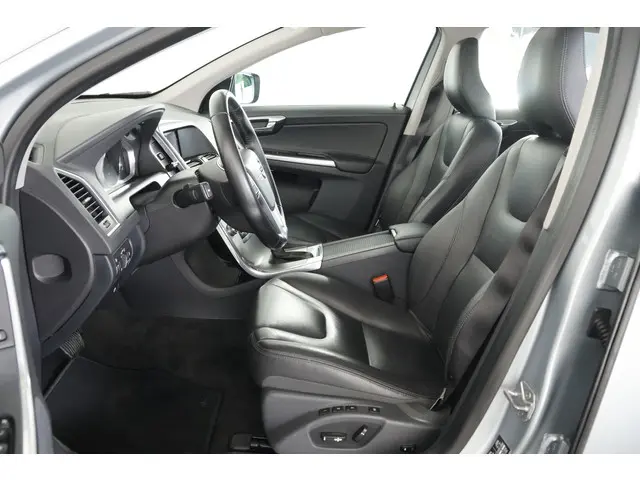 Volvo XC60 2.0 T5 FWD Polar+ 2017 Benzine 3