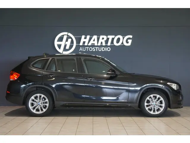 BMW X1 sDrive18i 2015 Benzine 9