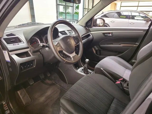 Suzuki Swift 1.2 Exclusive EASSS 2014 Benzine 14