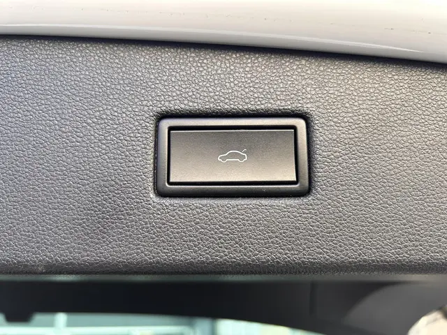 Volkswagen Tiguan 1.4 TSI 4Motion Highline 2017 Benzine 24