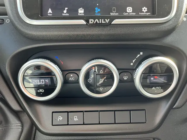 Iveco Daily 35S18HV 3.0 352L H2 2024 Diesel 18