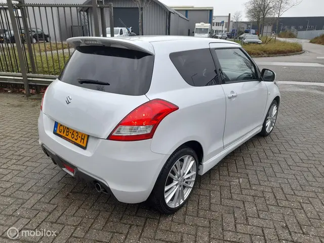Suzuki Swift 1.6 Sport 2016 Benzine 4