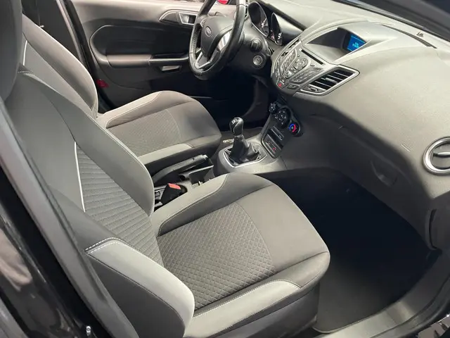 Ford Fiesta 1.0 Style 2015 Benzine 19