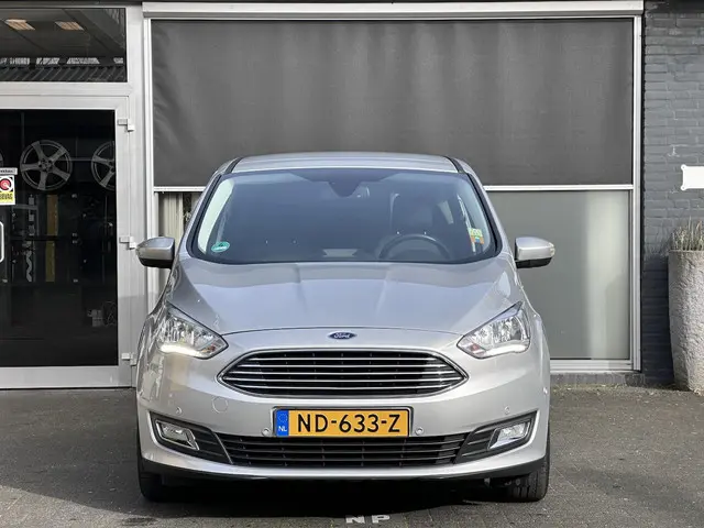 Ford C-MAX 1.5 Titanium 2017 Benzine 10