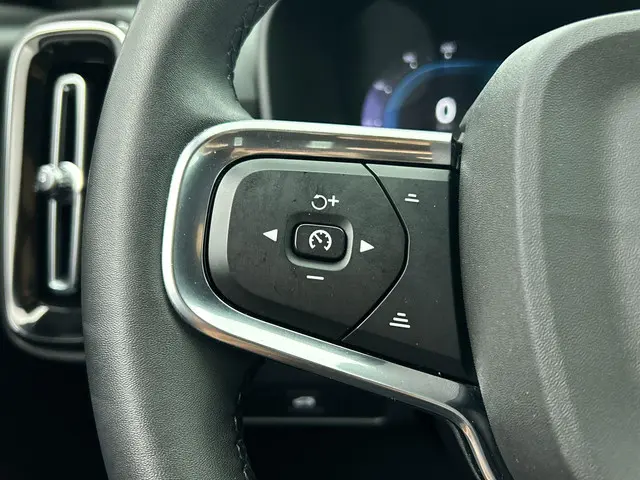 Volvo XC40 Recharge Plus 70 kWh 2022 Elektrisch 10