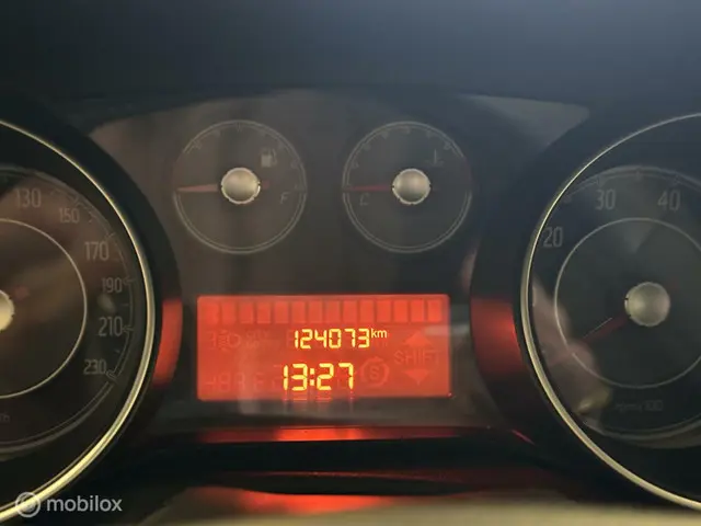 Fiat Punto Evo 1.2 8v * NW APK * Airco * 2013 Benzine 18