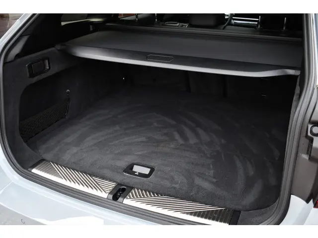 BMW 5 Serie Touring 520i M-Sport 2024 Benzine 26