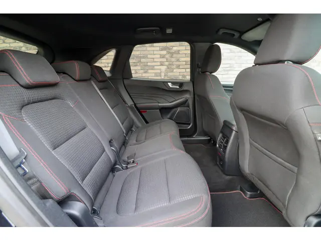 Ford Kuga 2.5 PHEV ST-Line 2021 Hybride Benzine 8