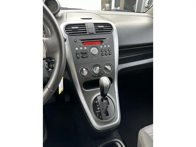 Opel Agila 1.2 Edition 2012 Benzine 11